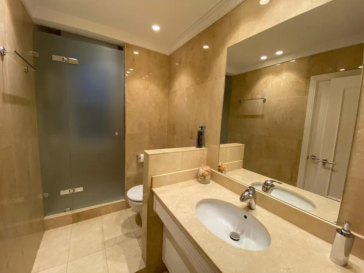 110 M2 Central Apartment In Abando Close To Guggenheim With Parking Bilbao